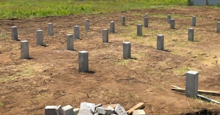 Фундамент на забивных жб сваях под ключ в Аксае - фундамент из забивных железобетонных свай цена от 3175 руб/м2